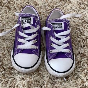Toddler size 7 purple converse sneakers